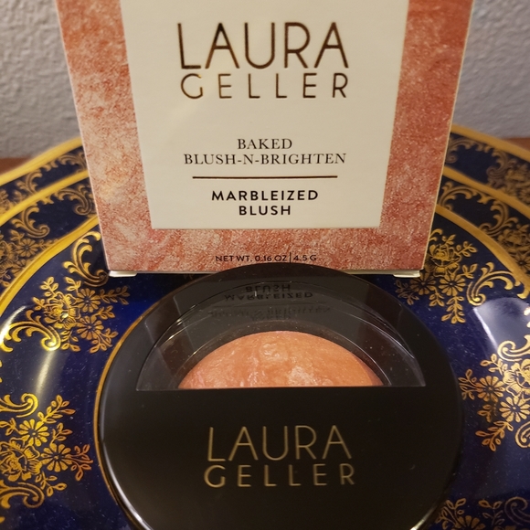 Laura Geller Blush-N-Brighten Baked Makeup Marble Color: Pink Grapefruit NWT - Picture 11 of 16